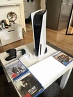 Sony PS5 Blu-Ray Edition Spielekonsole - Weiß mit 2 Controllern und 4 Spielen