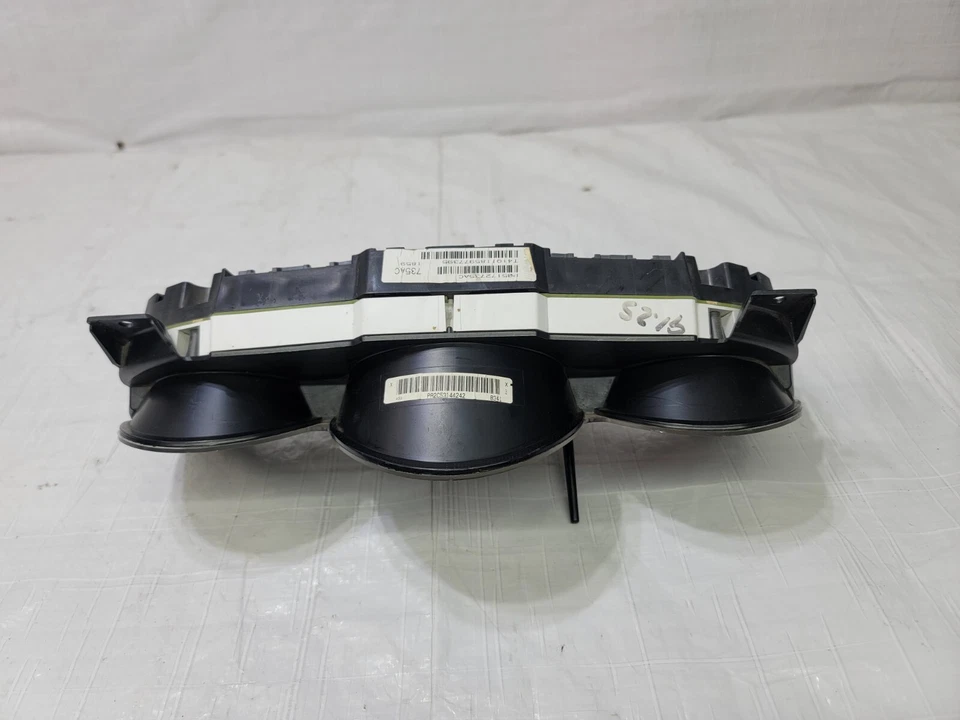 Cuadro de instrumentos velocímetro Chrysler Sebring 2010 OEM 05172735AC Foto 3 de 4
