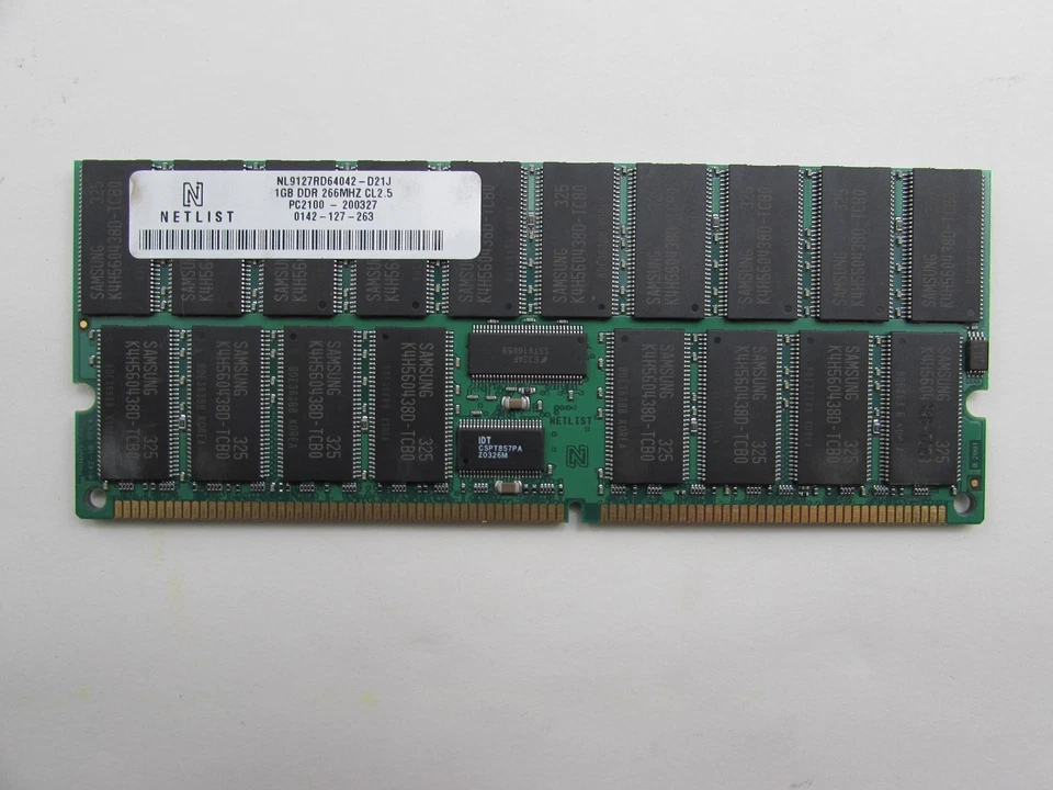 Netlist NL9127RD64042 16GB 16 x 1GB PC2100R DDR1 266 ECC RDIMM Server Memory Kit - Image 2 of 4