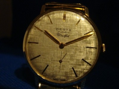 RUNNING SWSS MADE DESTA ULTRA-FLAT 17J MANUAL WIND WRISTWATCH, EXPANSION BAND.