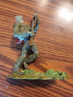 Vintage Alien Attack Edgar Men In Black 1996 With Stand.  T5