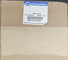 68661147AB Genuine OEM Mopar Right Side Intake Camshaft 3.6L  *Complete Cam Kit*