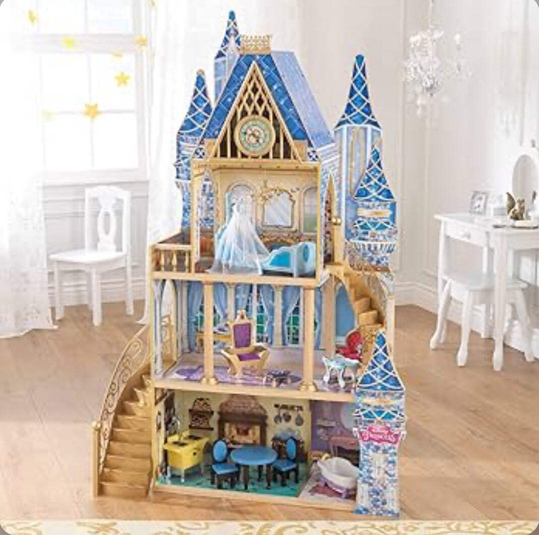 Disney Princess Cinderella Royal Dream Wooden Castle