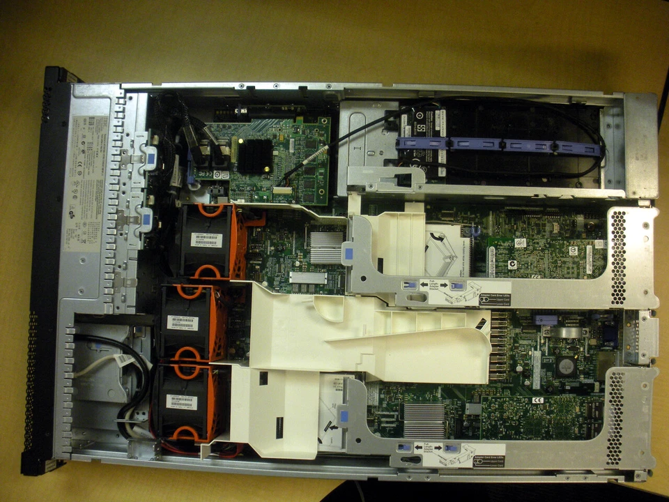 IBM 7947-E3U x3650 M2 Server x5560 2.8GHz 2P 64GB MR10i DVD RPS - Image 4 of 4