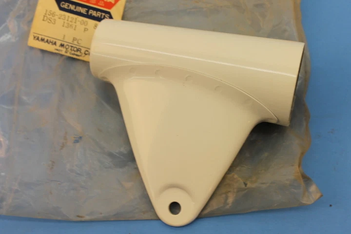 NUEVO DE LOTE YAMAHA 1964-1966 YD3 YDS3 YDSM CUBIERTA SUPERIOR 1 PARTE# 156-23121-00-81 Foto 2 de 4