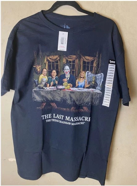 THE TEXAS CHAINSAW MASSACRE "The last Massacre" 50Th Black Graphic Tee-NWT