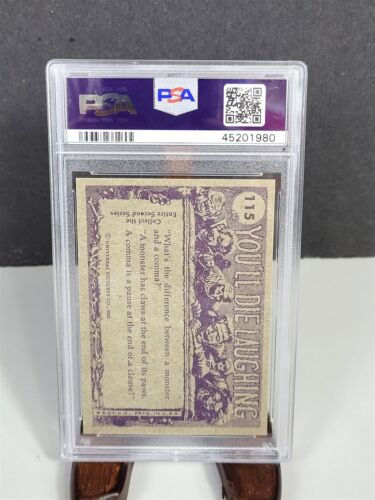 Graduado 1973 Topps You'll Die Laughing #115 Quick, Honey, Get The Raid (PSA 9) ~C35 - Imagen 2 de 7
