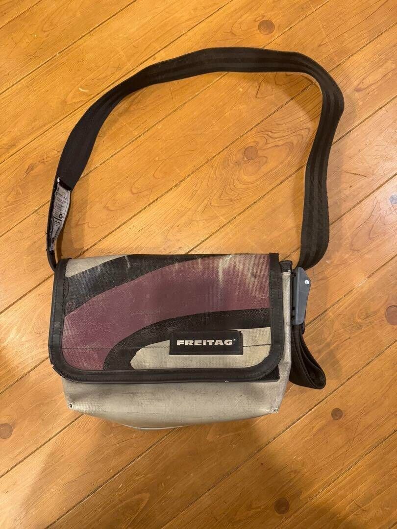 FREITAG SURFSIDE 6 RARE Vintage Shoulder Messenger Crossbody FREITAG SURFSIDE 6 RARE Vintage Shoulder Messenger Crossbody