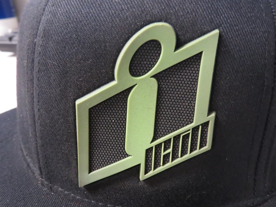 Nuevo de Lote Antiguo Icon Negro Premium 210 Ajustado Doble Ajuste Flex Sombrero Pequeño/Mediano 2501-1965 Foto 3 de 4