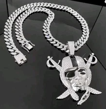 Las Vegas Raiders logo pendant & Silver 24" Cuban Curb Chain NEW