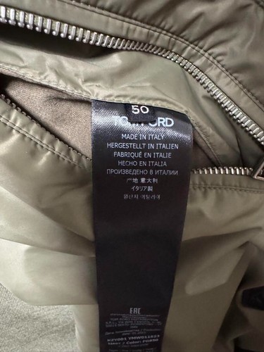 TOM FORD Military Green Down Jacket Size 50– Luxury Puffer Coat Made in Italy - Picture 4 of 5