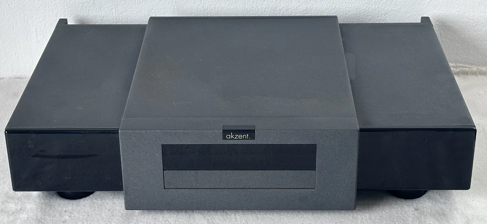 HIGH END  CD Player Delec Akzent ACD-1