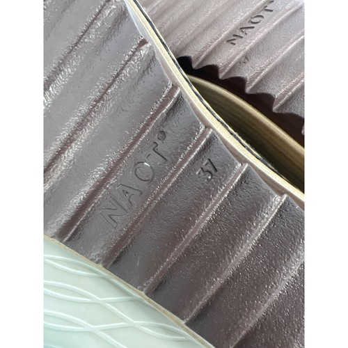 NAOT Footwear Ficus Sandals 6 Open Toe Slingback Oily Coal Nubuck Toffee Brown - Bild 9 von 9