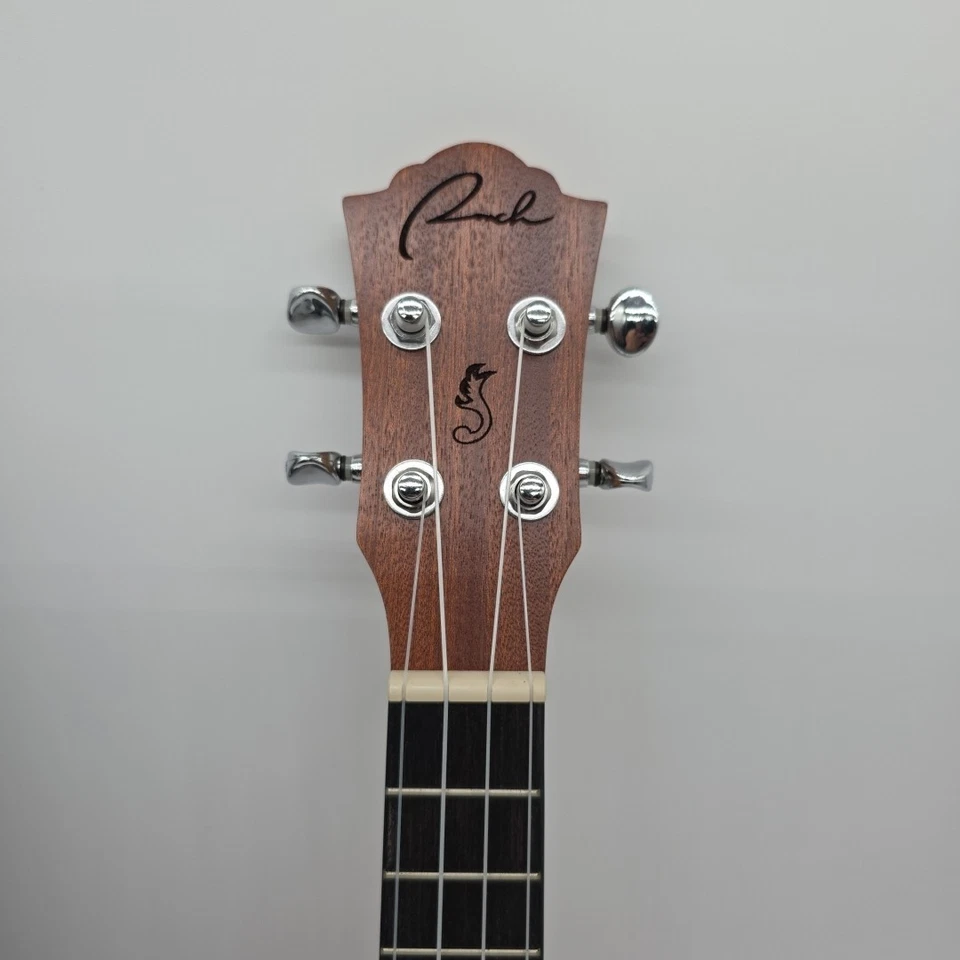 Ukelele de concierto Ranch UK-23 23 pulgadas instrumento para principiantes con estuche Foto 2 de 4