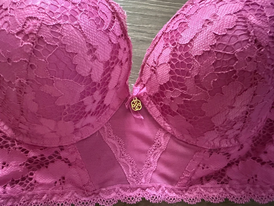Sexy sujetador push up de encaje rosa sexy para mujer Daisy Fuentes talla 36C Foto 2 de 4