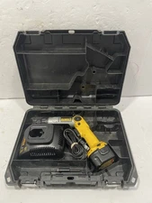 Dewalt DW920 7.2 V Heavy Duty Cordless Screwdriver Set w/Hard Shell Case Tested