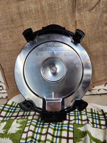 Saladmaster 12” Electric Skillet T304 Surgical Stainless Steel with Cord and Lid - Picture 3 of 10