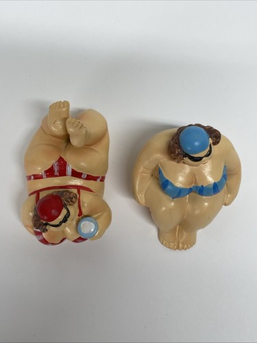 Beachcomber Resin Figurine Voluptuous Swim Suit Ladies Fun Novelty (Set Of 2) - Picture 9 of 11