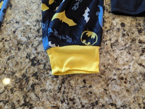 Batman Boys Long Sleeve Pajama Set, 2-Piece, Size Youth 8 - Picture 8 of 12