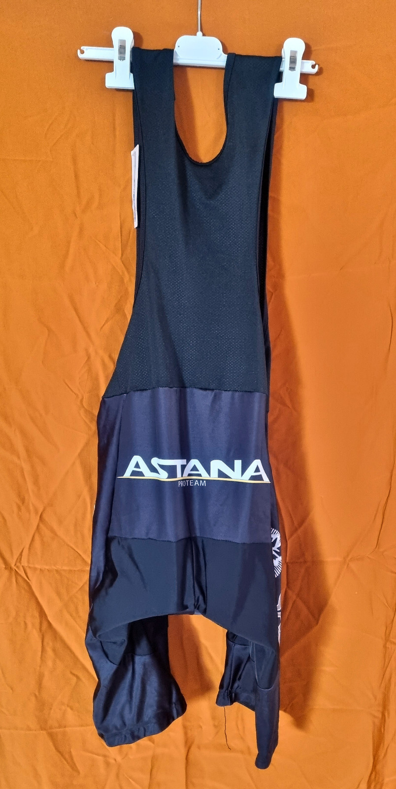 Foto 5 di 8