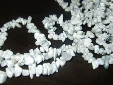 OLTRE 100 PIETRE DURE - FORMATO CHIPS - HOWLITE BIANCA