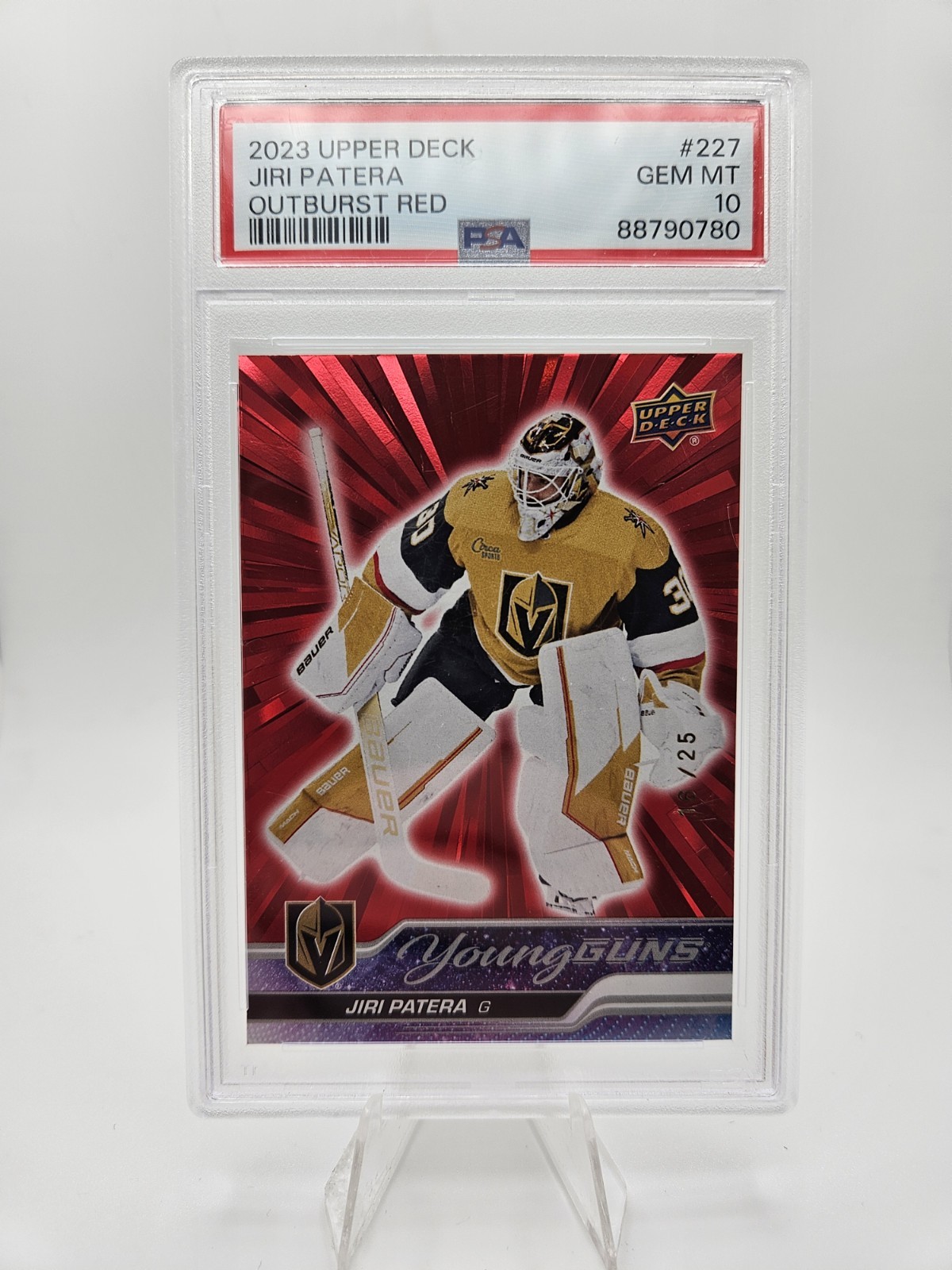 2023-24 Upper Deck Series 1 Young Guns Outburst Red #204 Jiri Patera #16/25 RARE
