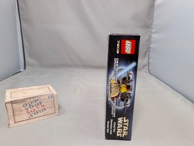 Brand New LEGO Star Wars Jedi Defense 7203 Sealed 2002