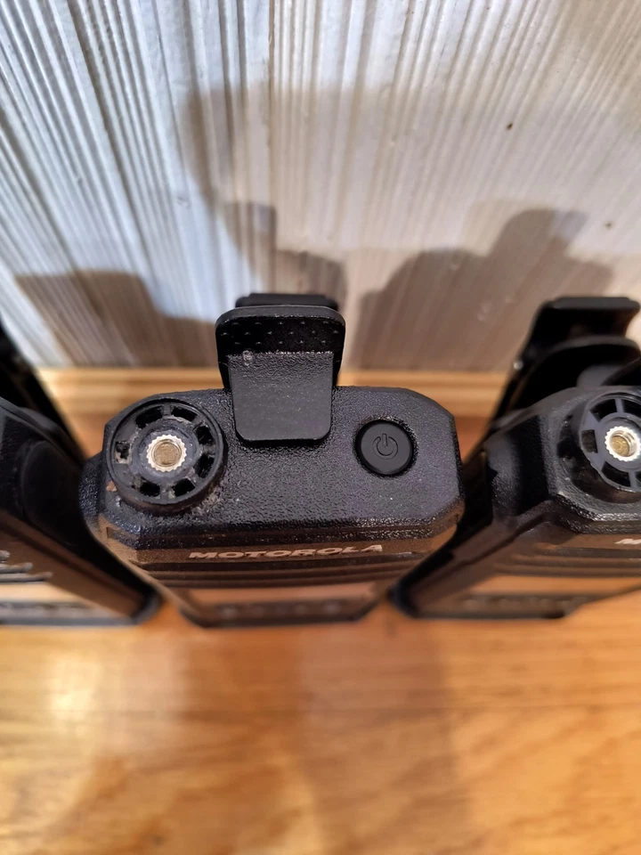 Motorola DTR600 Digital Two Way Radio 900MHz !READ DESCRIPTION! - Image 4 of 4