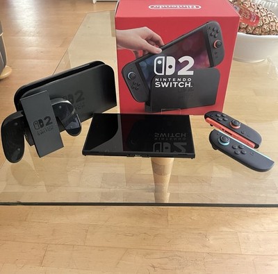 Nintendo Switch 2 Spielekonsole schwarz/rot/blau mit Dockingstation & Joy-Con