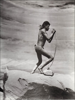 1993 Vintage Print Navajo American Native Stringing Bow 1914 Image Roland Reed