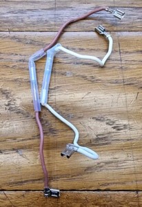 Nespresso Krups Pixie XN304 Kaffeemaschine - Ersatz Wärmerohr/Sicherung