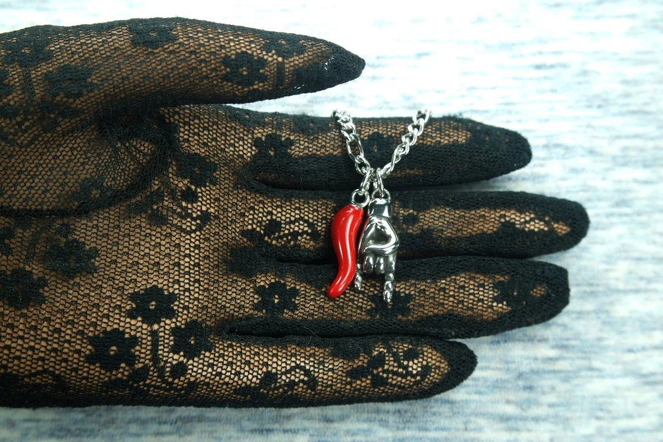 Large Red Cornicello & Mano Cornuto Necklace, Italian Hand Horn Protection Italy - Image 2 of 4