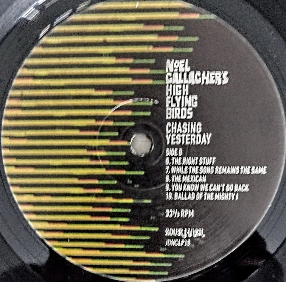 Noel Gallagher's High Flying Birds: Chasing Yesterday, Vinyl LP + CD, NM+, Super — 第 3/4 张图片