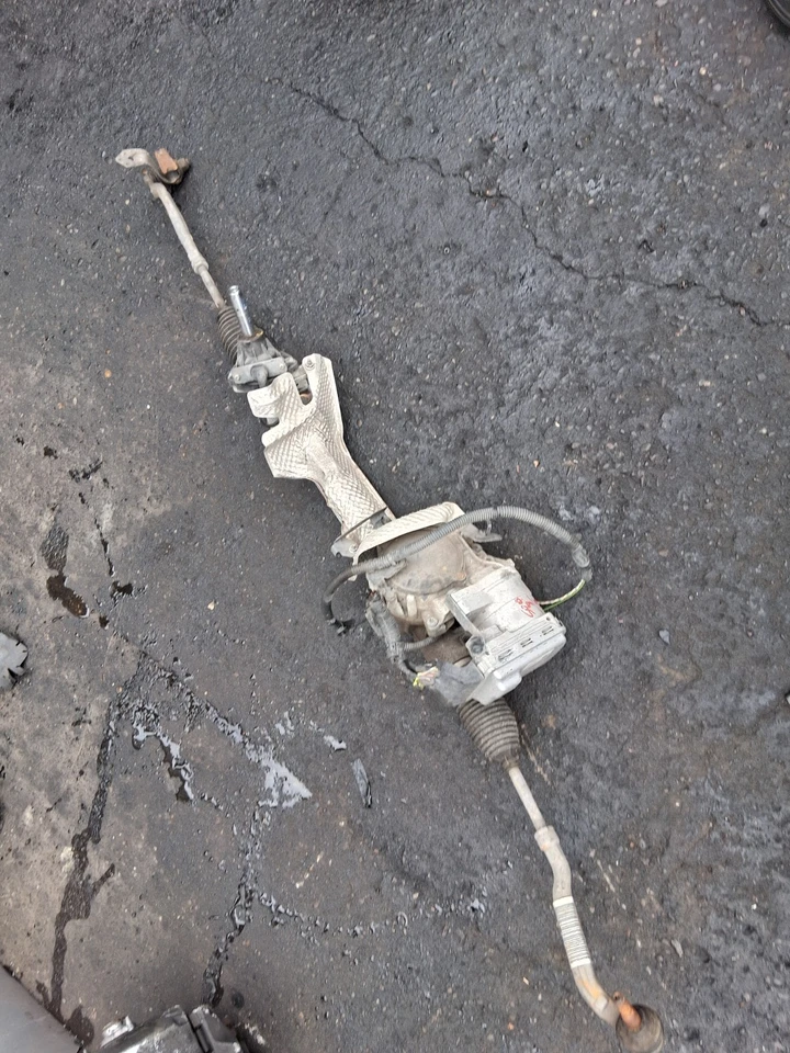 PEUGEOT 5008 MK2 2019 1,5 DIÉSEL DIRECCIÓN ASISTIDA CREMALLERA Foto 2 de 4