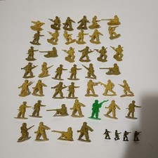 Army Men Green Plastic Soldiers Lot Of 42 Various Poses Made In China Vintage