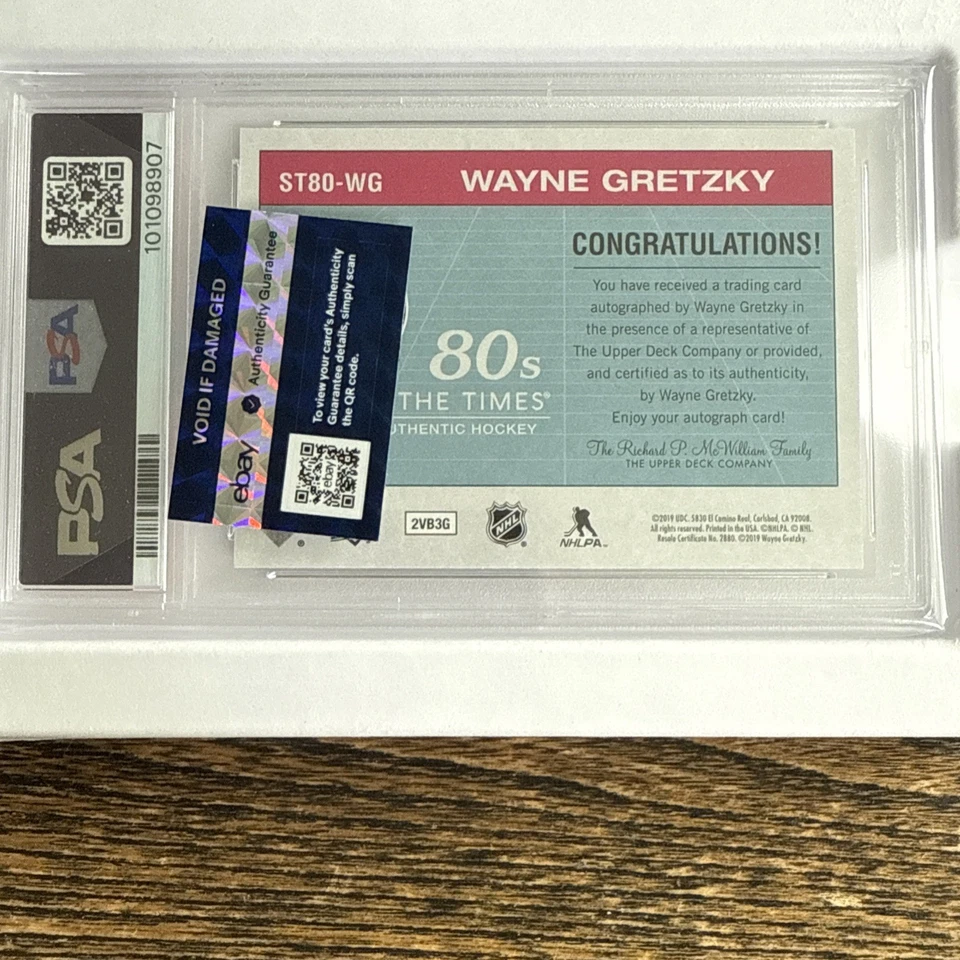 2018 SP Authentic Wayne Gretzky Sign Of The Times 80’s PSA Nm-Mt 8 Autograph ✍️ - Image 2 of 2