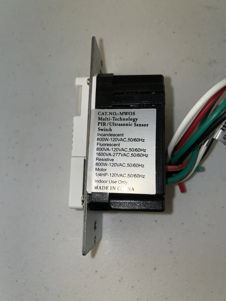 MWOS-W - New in Box - Multi - Technology - PIR/Ultrasonic Sensor - Wall Switch - Image 4 of 4