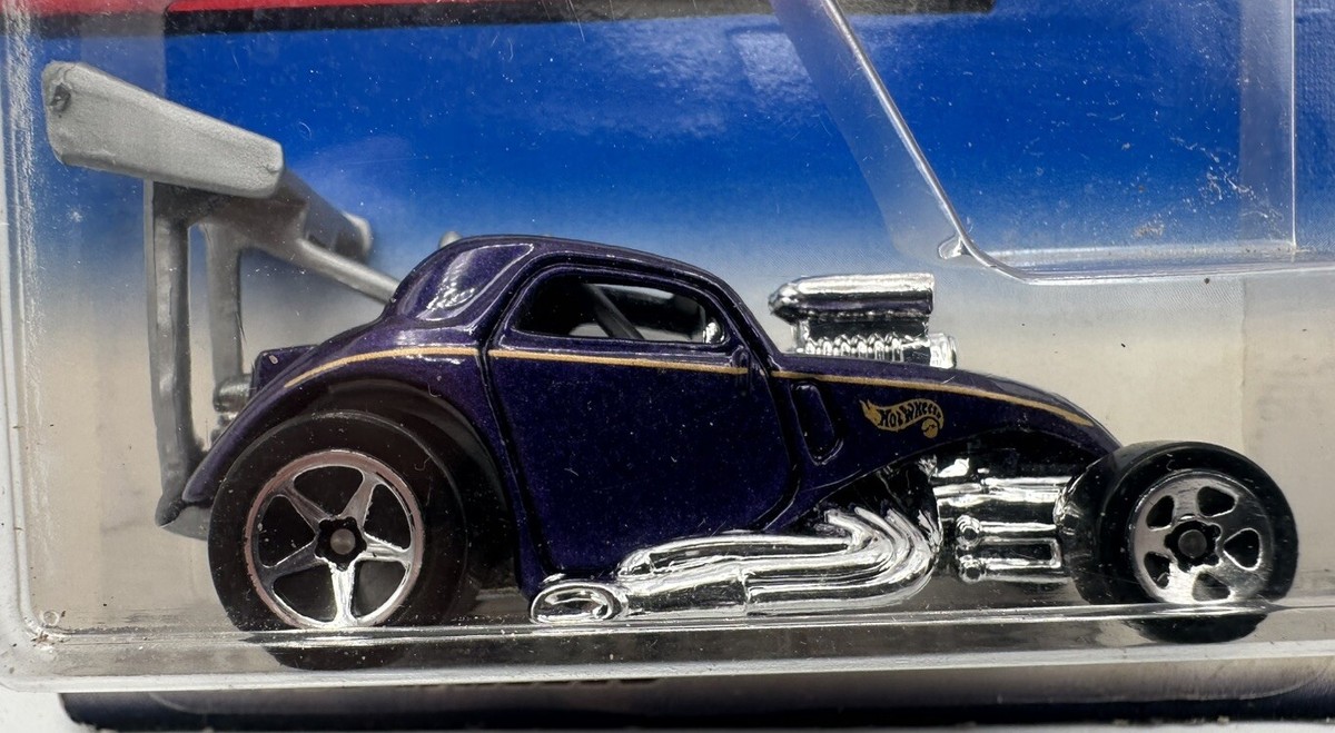 Hot Wheels Fiat 500C Die-Cast Hot Wheels 1999 First Editions