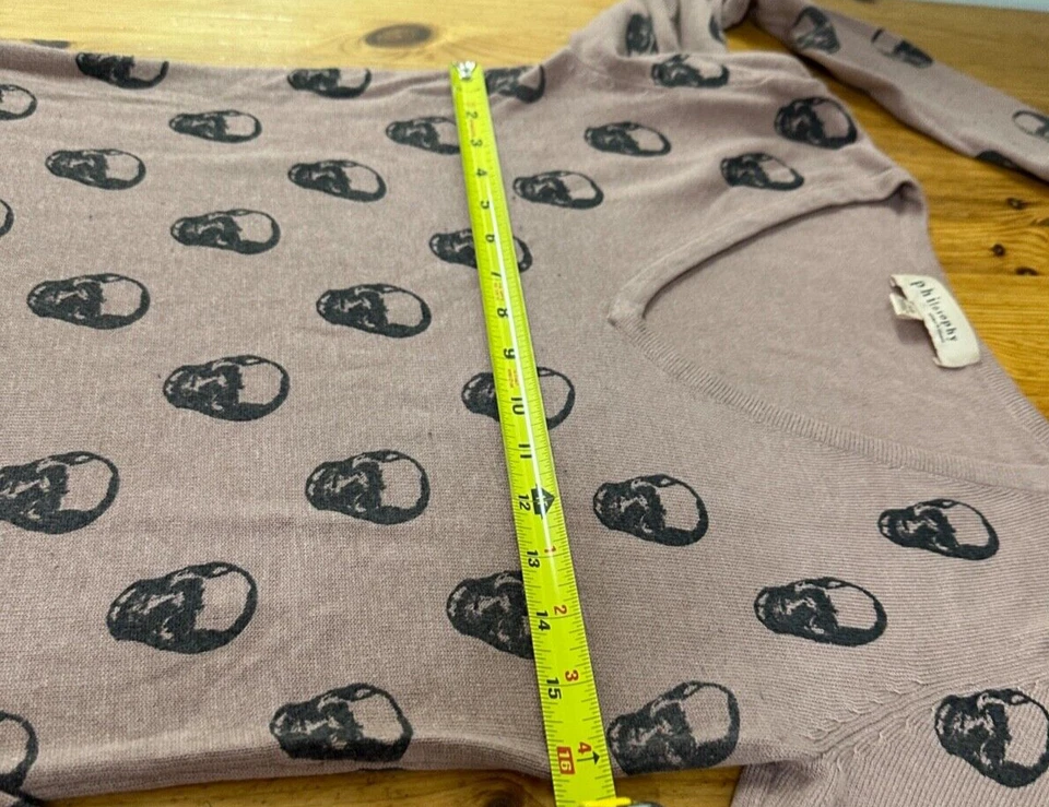 Suéter Philosophy Mujer Estampado Calaveras Cuello en V Mezcla Cachemira Rosa Talla XS Foto 4 de 4