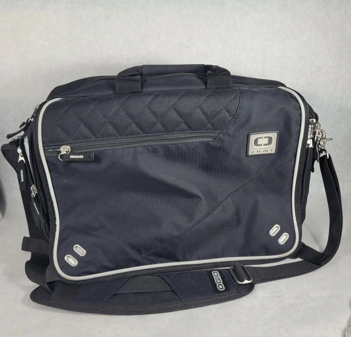 OGIO Street CITY CORP Laptop Computer Messenger Bag Carrying Case 03507