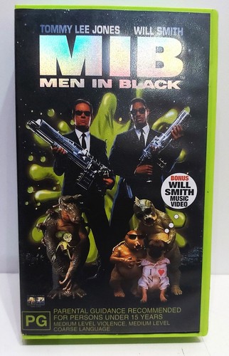 MIB Men In Black WILL SMITH TOMMY LEE JONES ACTION/SCI-FI VHS MOVIE LIKE NEW