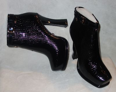 Bej black boots  shoe SZ 39 NEW