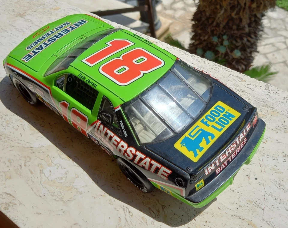 1:18 Ertl Chevrolet Lumina Nascar Interstate Batteries - Immagine 2 di 4