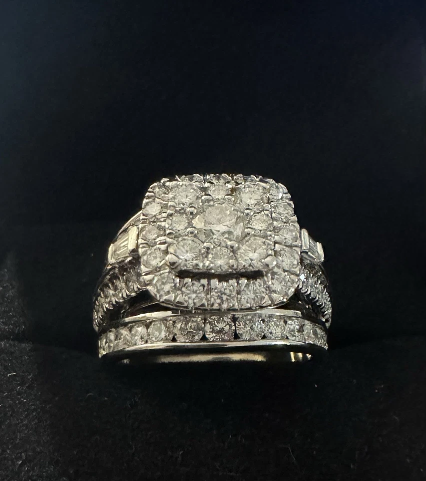 Обручальное кольцо из белого золота 14 карат с подлинным бриллиантом общим весом 3,25 карата - Изображение 4 из 4