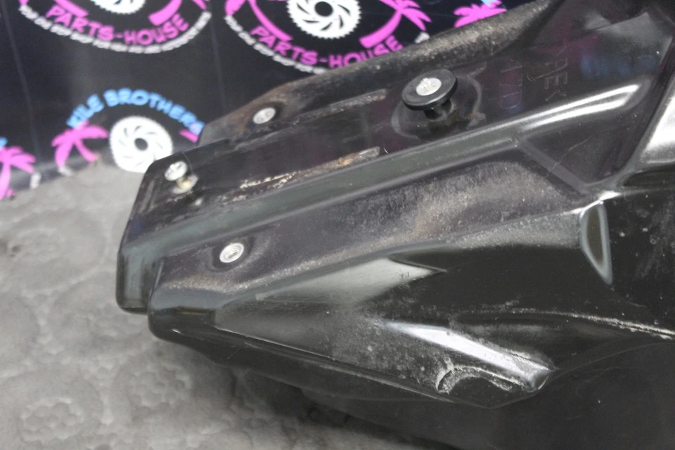 2011 YAMAHA YZ250F OEM GAS FUEL TANK CELL PETROL RESERVOIR 17D-24110-50-00 - Image 4 of 4