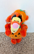 NEW NWT Disney Store 13" Pumpkin TIGGER Plush Toy