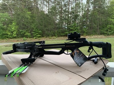 Barnett Recruit Compound Crossbow 140lbs Draw 300fps Black 34.25in   NEW