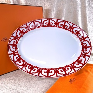 Hermès Balcon du Guadalquivir オーバルプレート Balcon du Guadalquivir Dinnerware Collection | Neiman Marcus