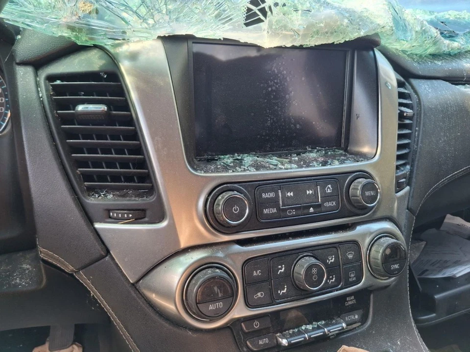 Motor de caja de fusibles compatible con 15-20 ESCALADE 3710431 Foto 3 de 4