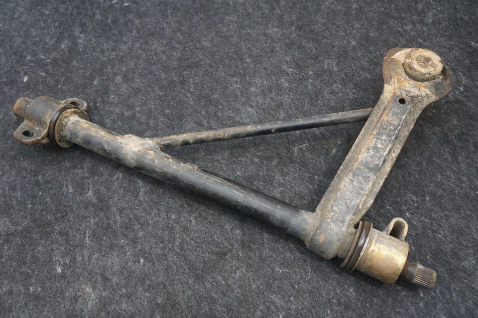 Brazo de control inferior delantero izquierdo OEM 91134190100 Porsche 911 1965-1973 *Nota* Foto 3 de 4
